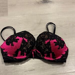 Victoria's Secret Black & Hot Pink Lace Push-Up Bra